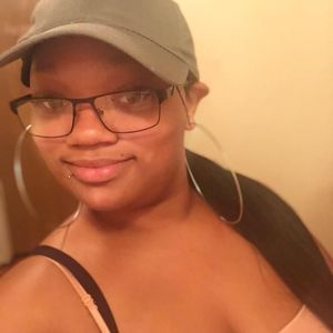 Meet your Posher, Imani